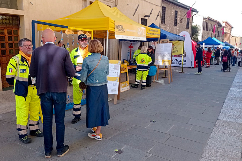 Punto informativo Io Non Rischio ad Assisi durante il G7 Inclusione e disabilità